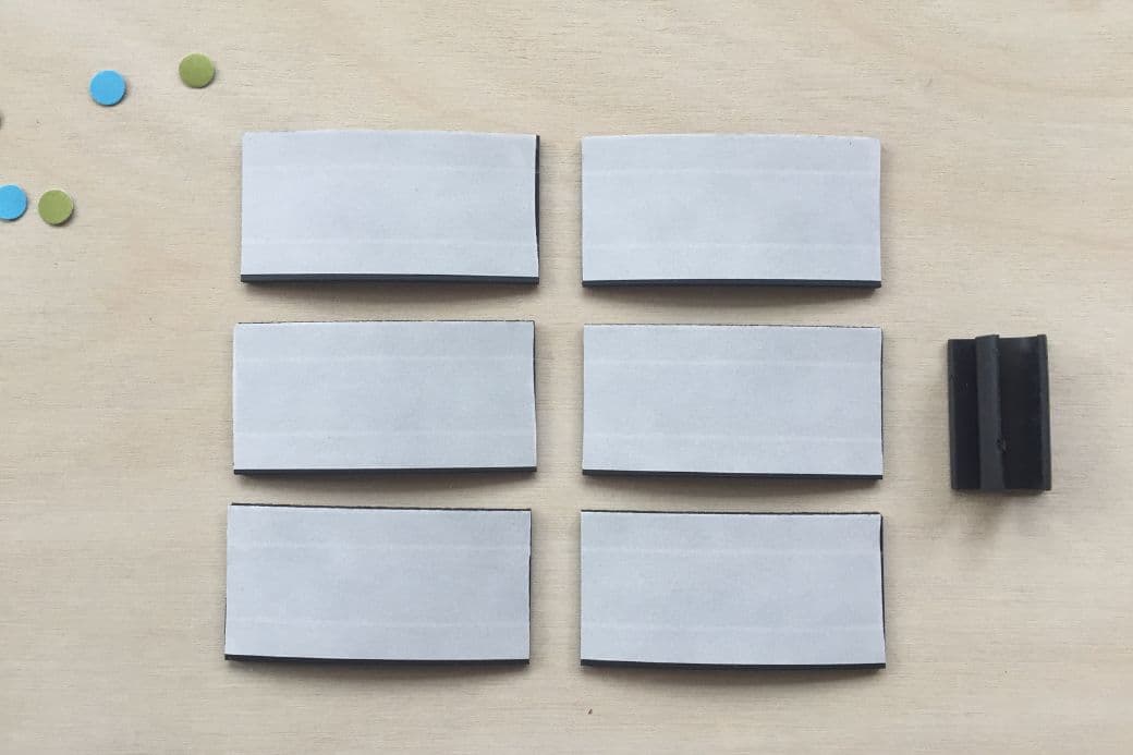 6 adhesive magnets for notepads and calendars and i magnetic pencil holder